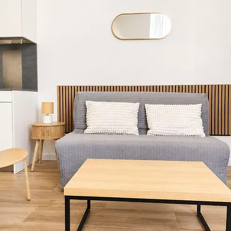 New ! Center Terrace Ac Benakey